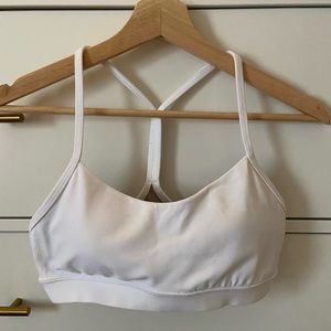 lululemon Flow Y Nulu bra size 6